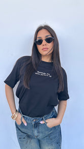 T-shirt "meno male che siete perfetti voi"