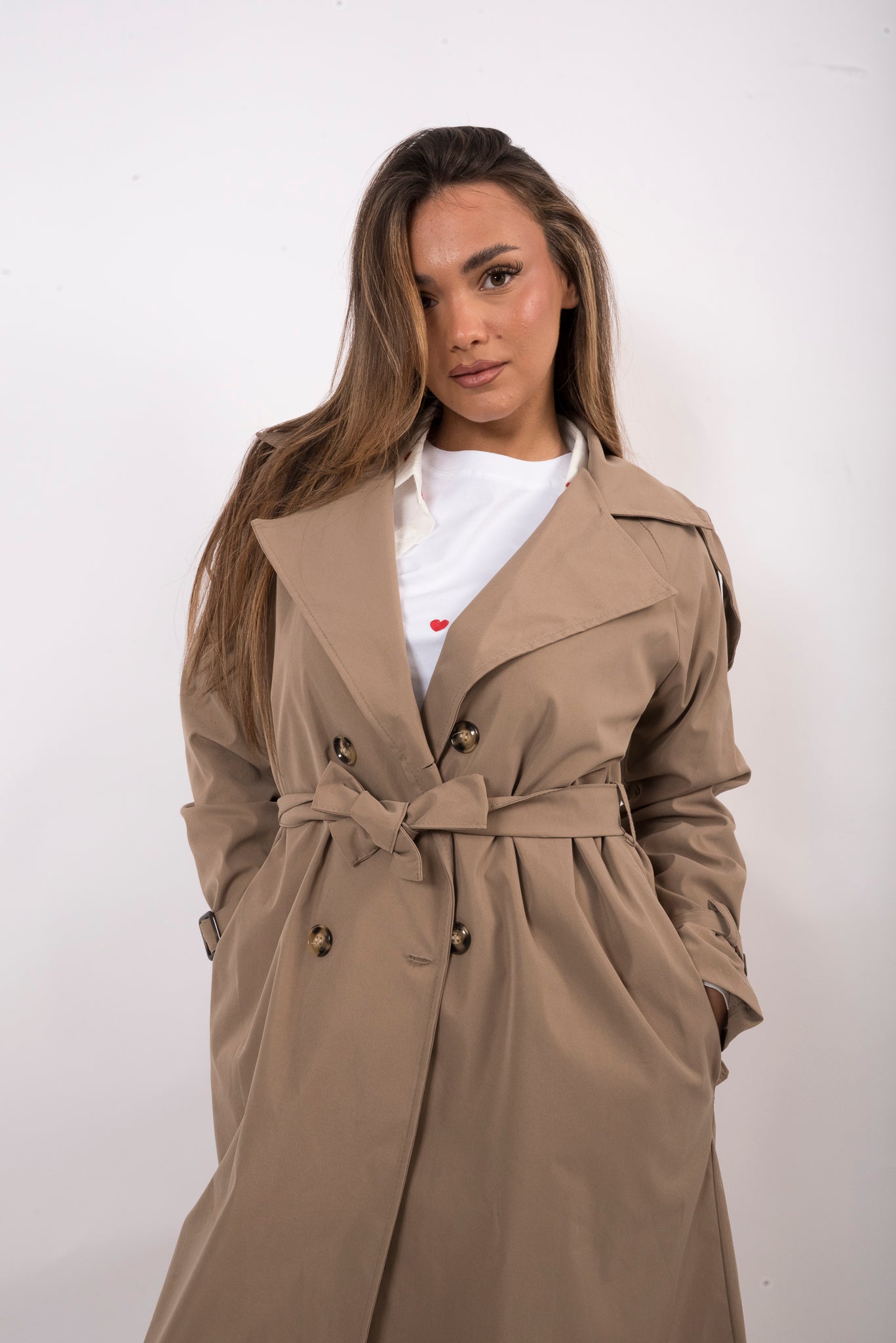 Trench lungo con cintura