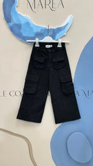 Pantalone con tasche