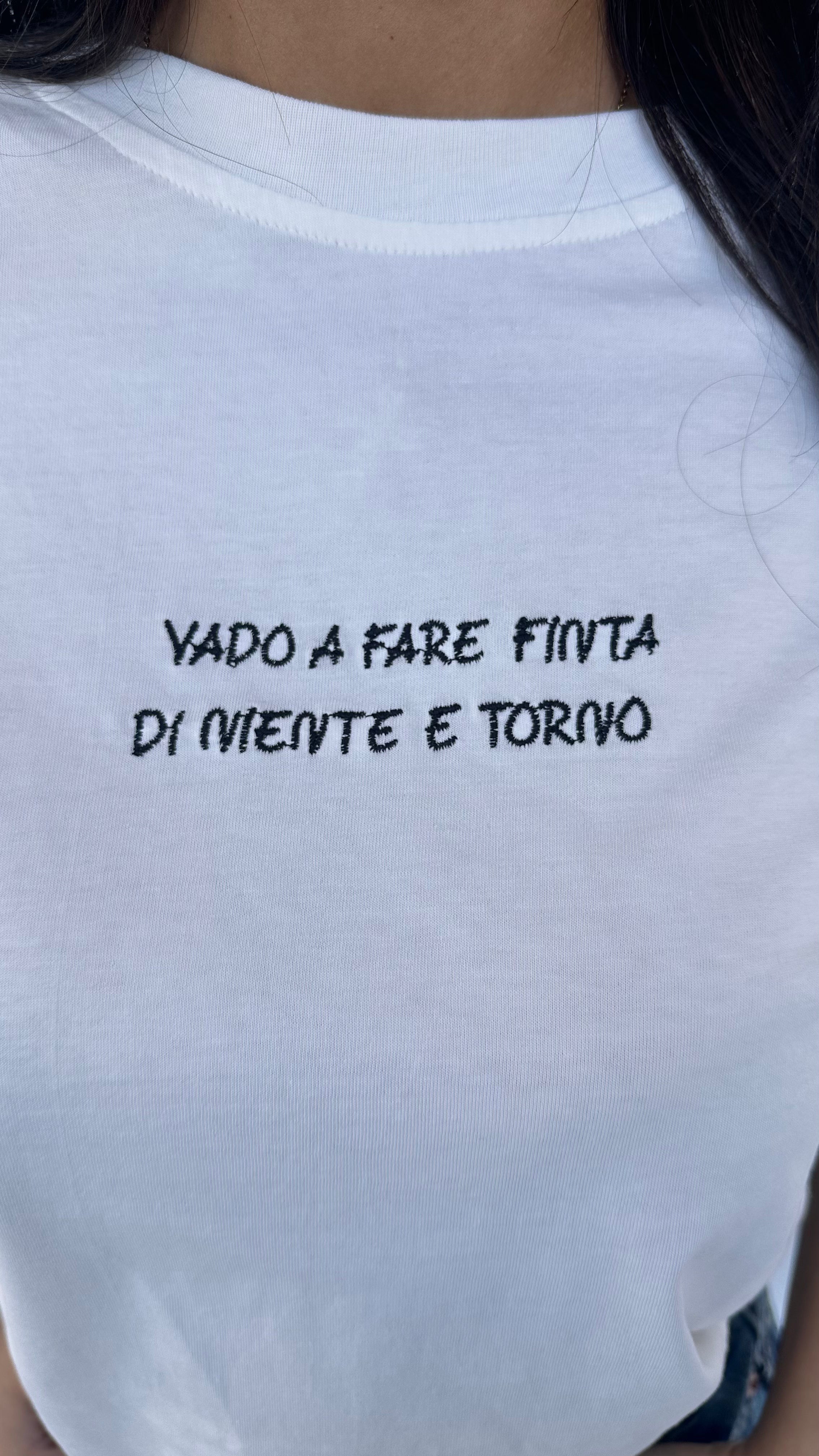 T-shirt "vado a fare finta di niente e torno"